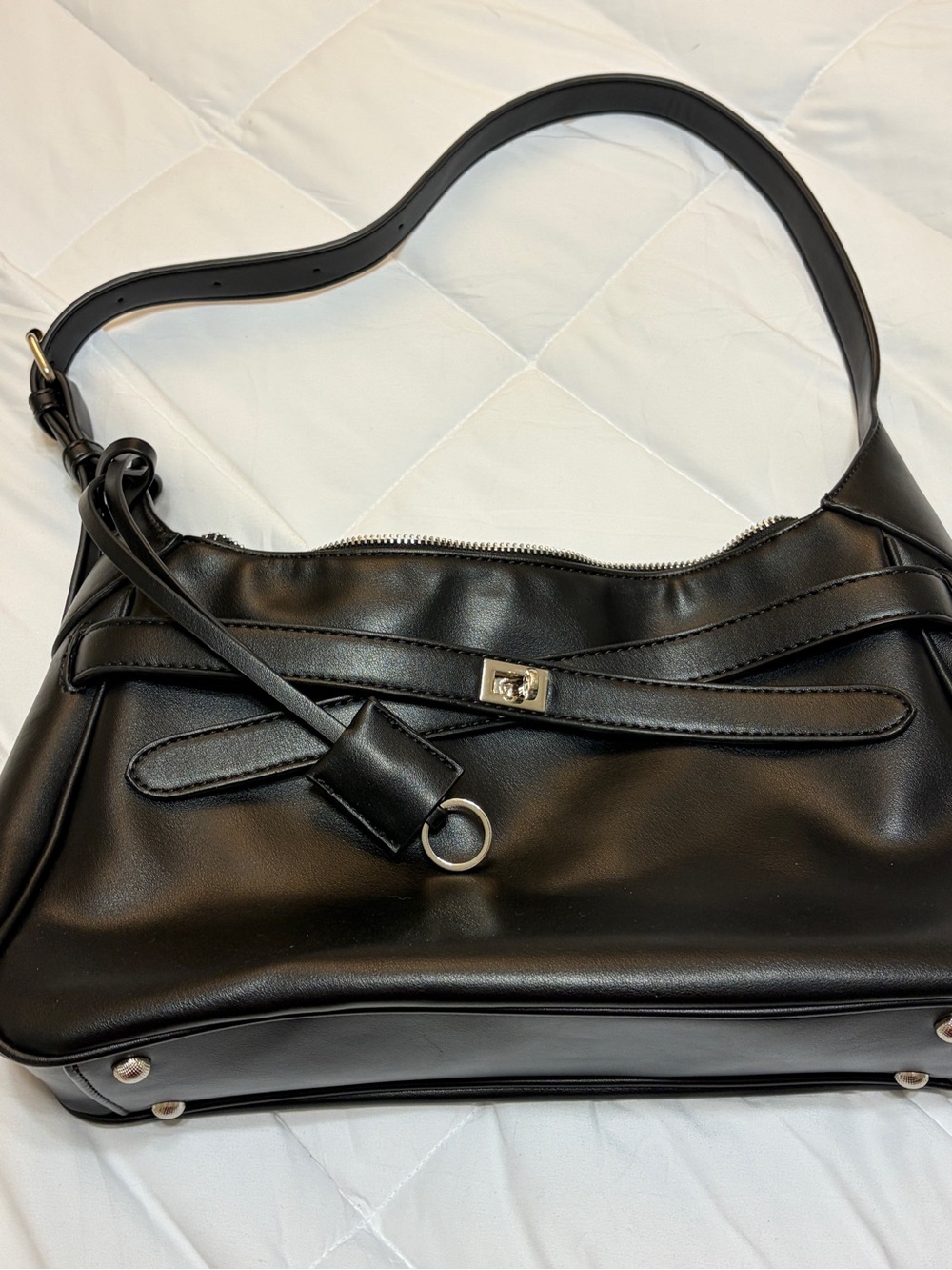Black Leather Shoulder Bag - Classic Women's Handbag